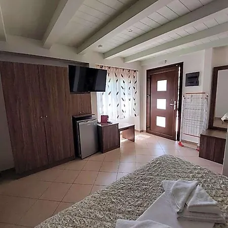 Hotel Anassa Deluxe & 3*