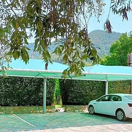 Anassa Deluxe & Hotel
